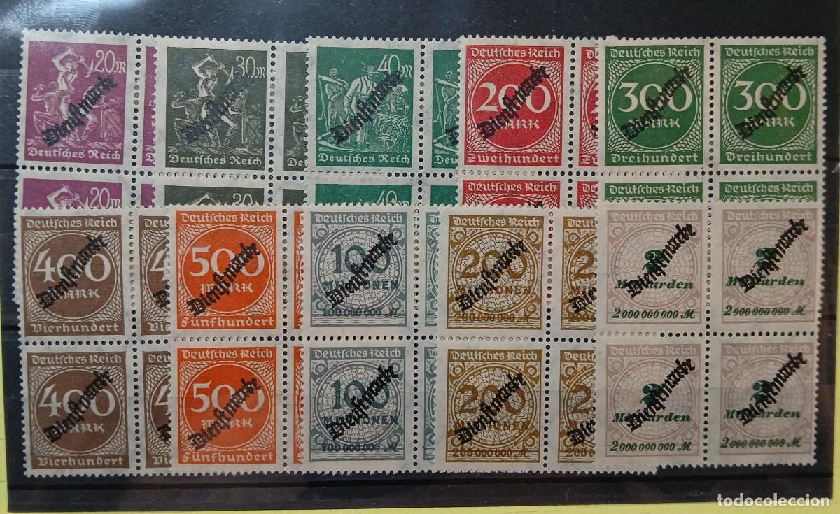 Sellos: Espectacular formato en bloque de sellos de servicio M75-84