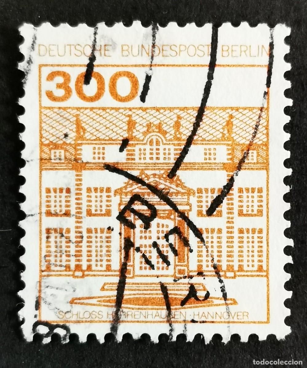Sellos: Sello Alemania Berl&iacute;n 1982, Herrenhausen, 300 Pf. Michel: DE-BE 677A