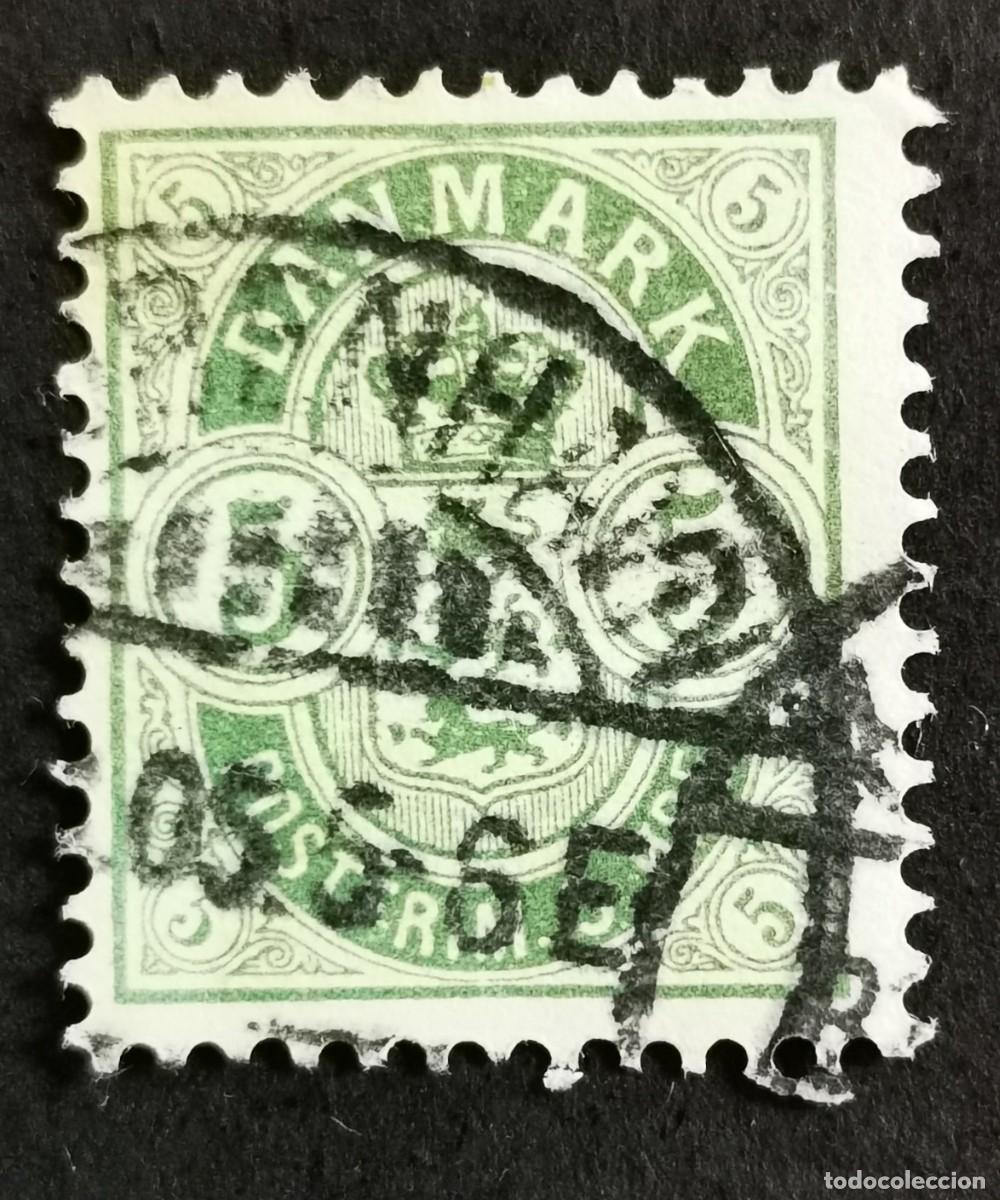 Sellos: Sello Dinamarca 1882, Escudo de armas, peque&ntilde;os n&uacute;meros en las esquinas, 5 &oslash;re. Michel: DK 32