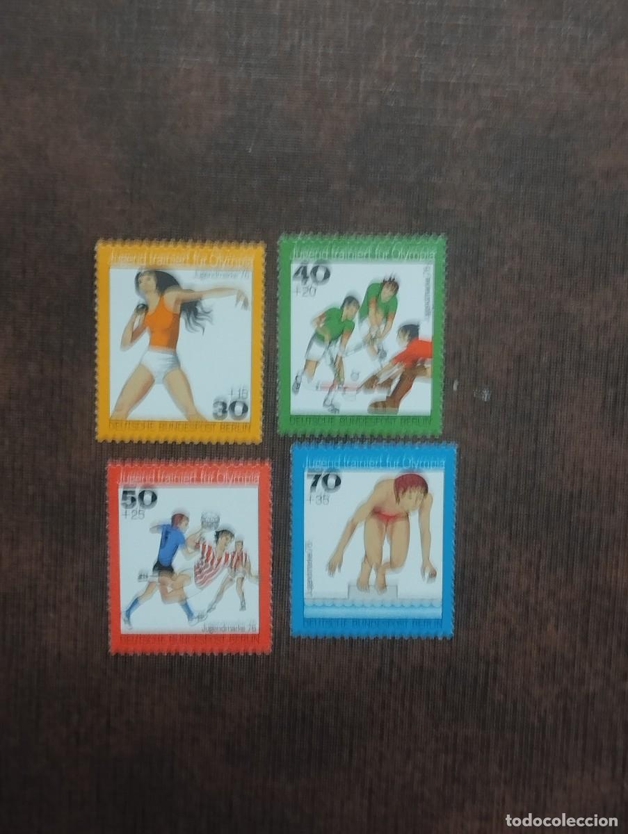 Sellos: 22/8/26. Alemania Berl&iacute;n.1976. Serie completa en nuevo
