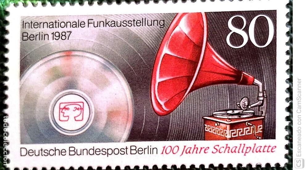 Sellos: Berl&iacute;n. 747 Congreso internacional de bot&aacute;nicos: Flecha circular y &aacute;rbol. 1987. Sellos nuevos y nume