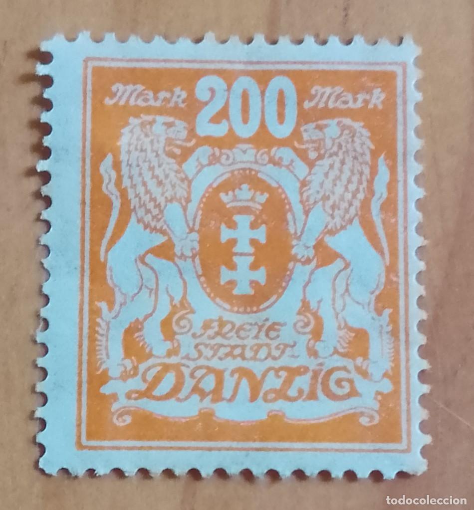 Sellos: ALEMANIA - V/F 200 MARK - CIUDAD LIBRE DE DANZIG - ESCUDO Y LEONES HER&Aacute;LDICOS