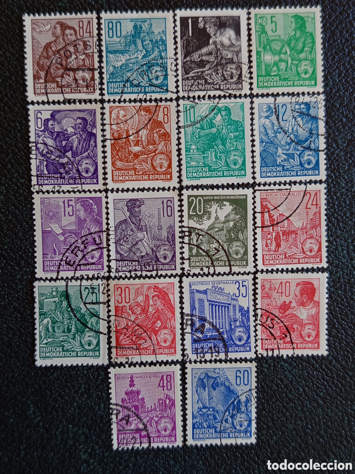 Sellos: Alemania Oriental DDR 1953 Plan Quinquenal Yvert 122/139 Fondo Rayado 18V Usados