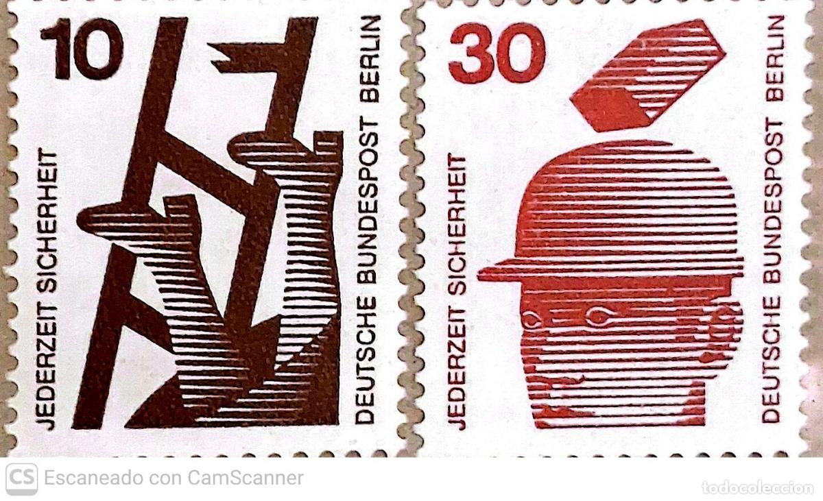Sellos: Berl&iacute;n. 388/89 Prevenci&oacute;n de los accidentes: escalera defectuosa y casco de protecci&oacute;n. 1972. Sell