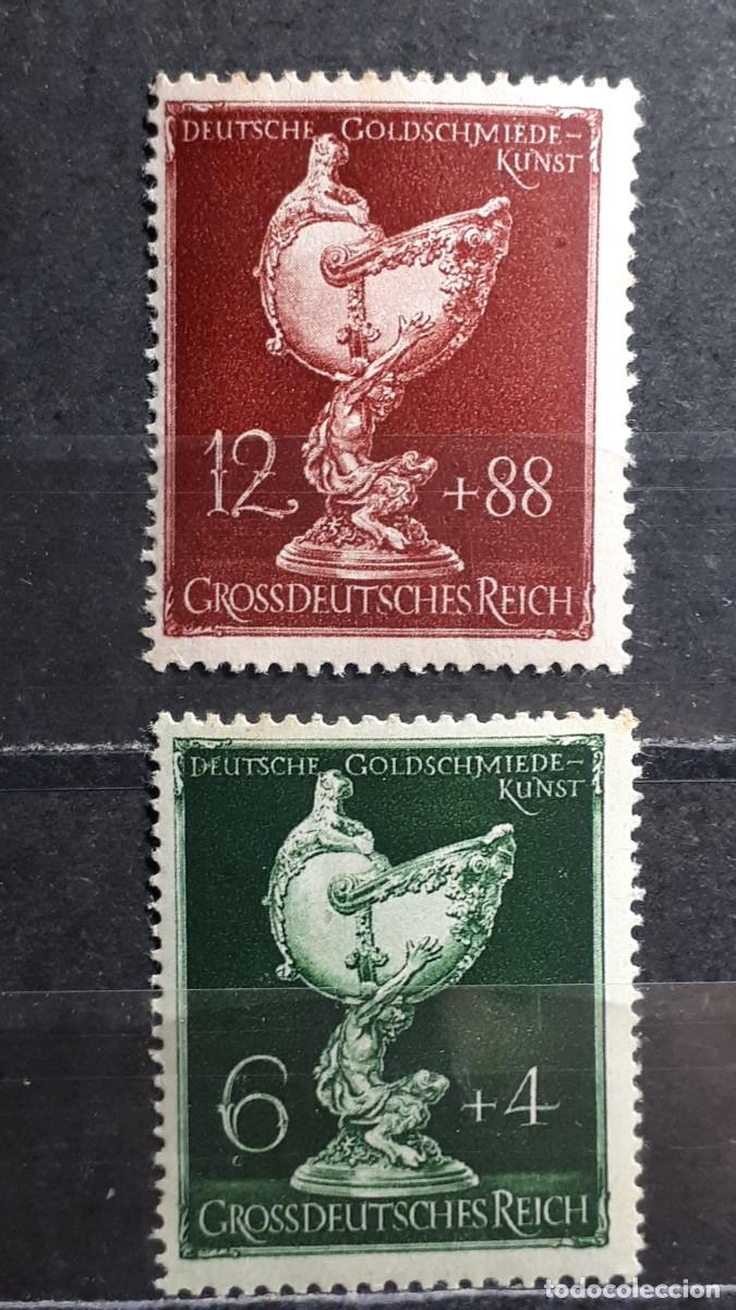 Sellos: ALEMANIA REICH. A&Ntilde;O 1944. **. YVERT 812/3