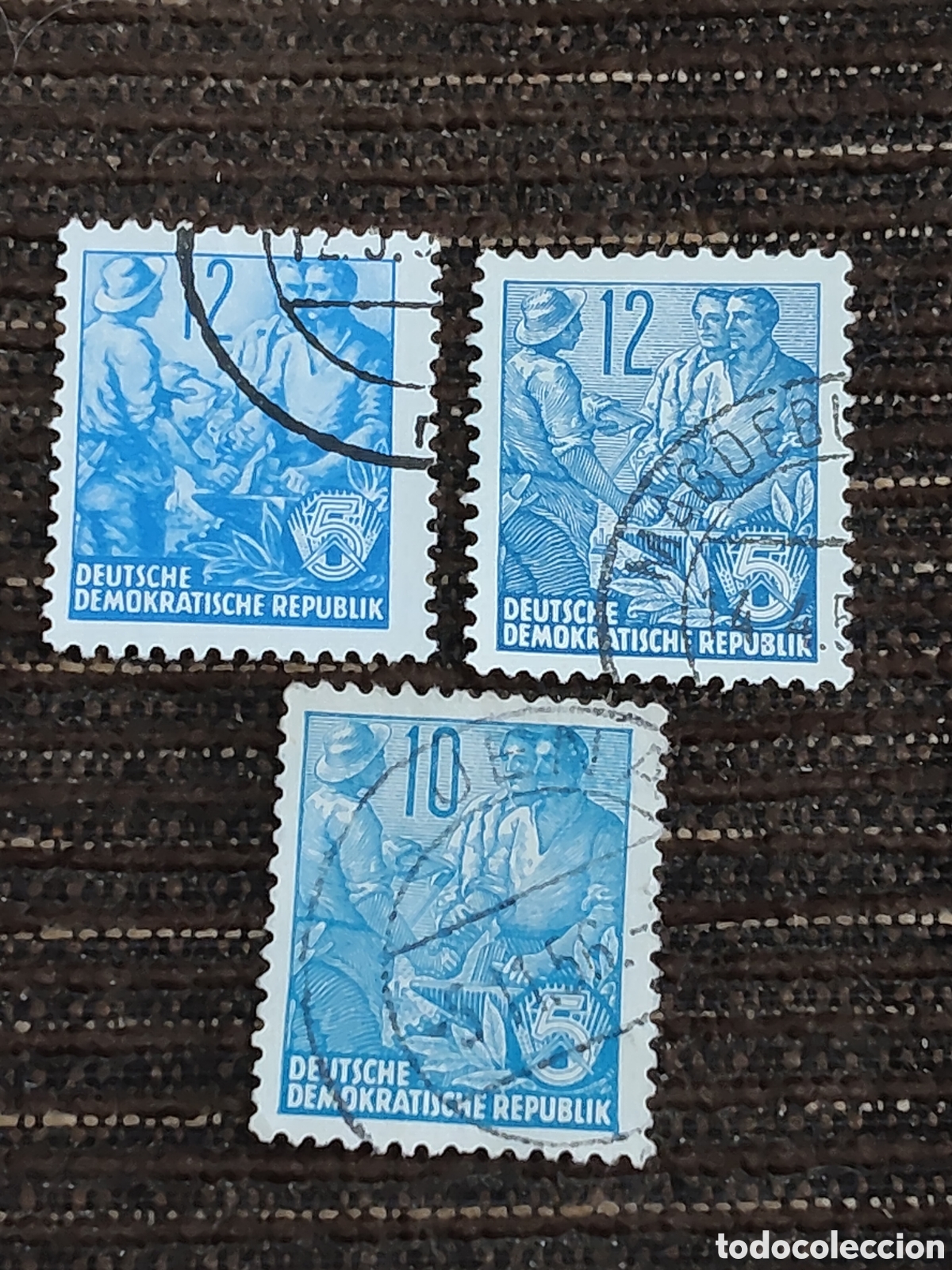 Timbres: 3 sellos de la DDR Plan Quinquenal trabajadores campesinos e intelectuales 1953