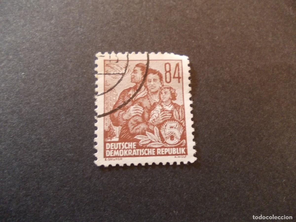 Timbres: Sello DDR 84 pfennig trabajadores educaci&oacute;n Alemania Oriental filatelia hist&oacute;rica 1957