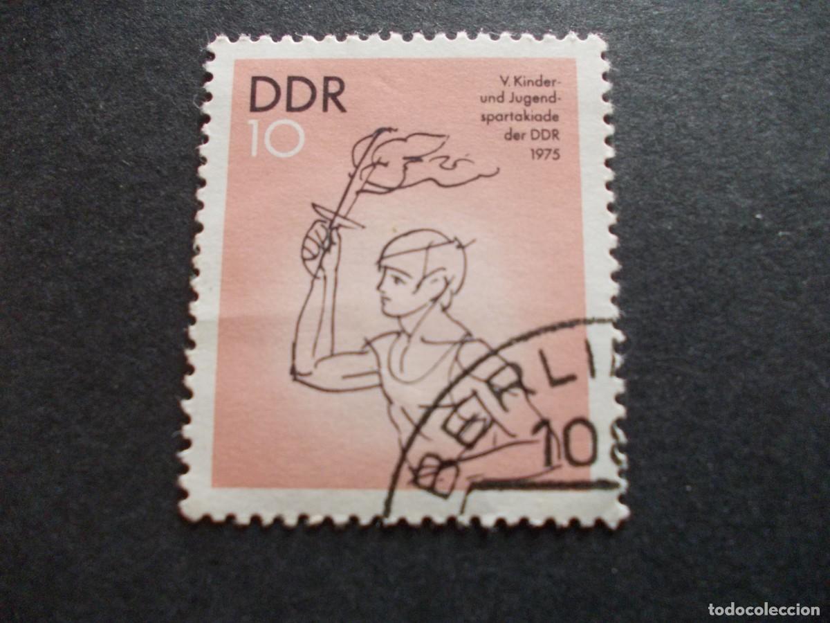 Timbres: Sello V. Kinder und Jugendspartakiade DDR 1975 10 Berlin Alemania deporte juvenil filatelia