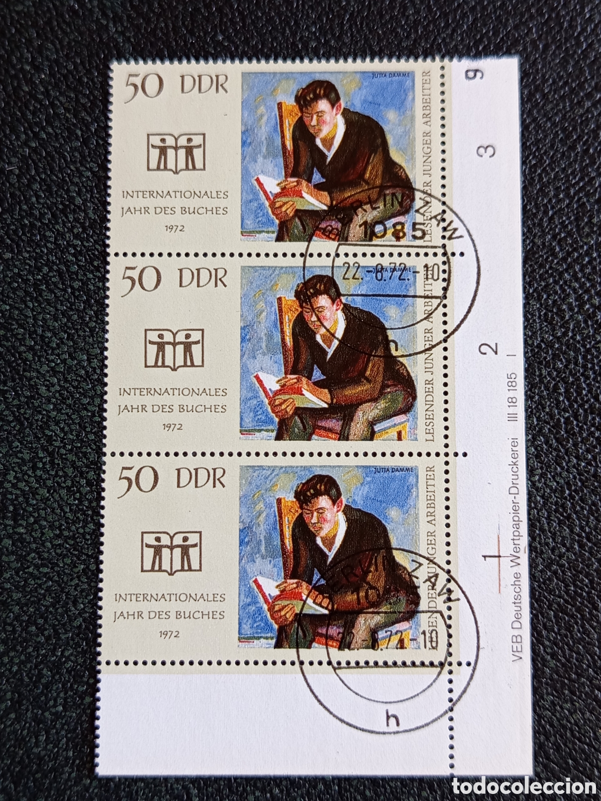 Timbres: DDR 1972 - Tira 3 sellos &rdquo;A&ntilde;o del Libro&rdquo; MiNr. 1779 con margen de imprenta y matasellos primer d&iacute;a