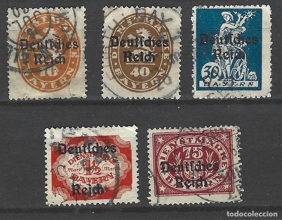 Sellos: ALEMANIA REICH - 5 SELLOS DE SERVICIO - UN DEFECTO - RESTO USADOS - SELLADO