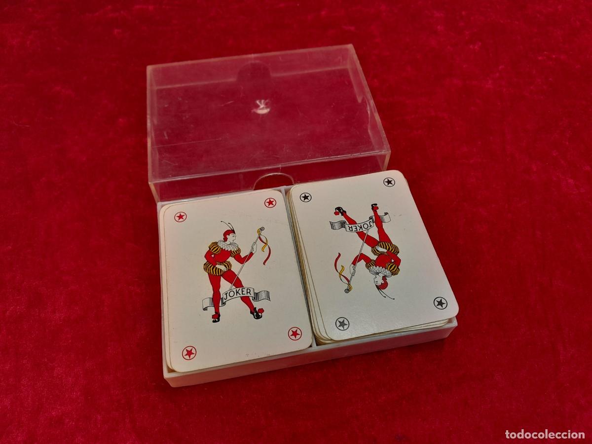 Sellos: JUEGO DE DOBLE BARAJA DE P&Oacute;KER CON REVERSOS DE TEM&Aacute;TICA EGIPCIA. SIGLO XX
