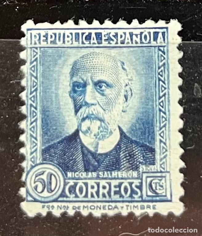 Sellos: 1938 Personajes,,centrados,goma,color MNH**