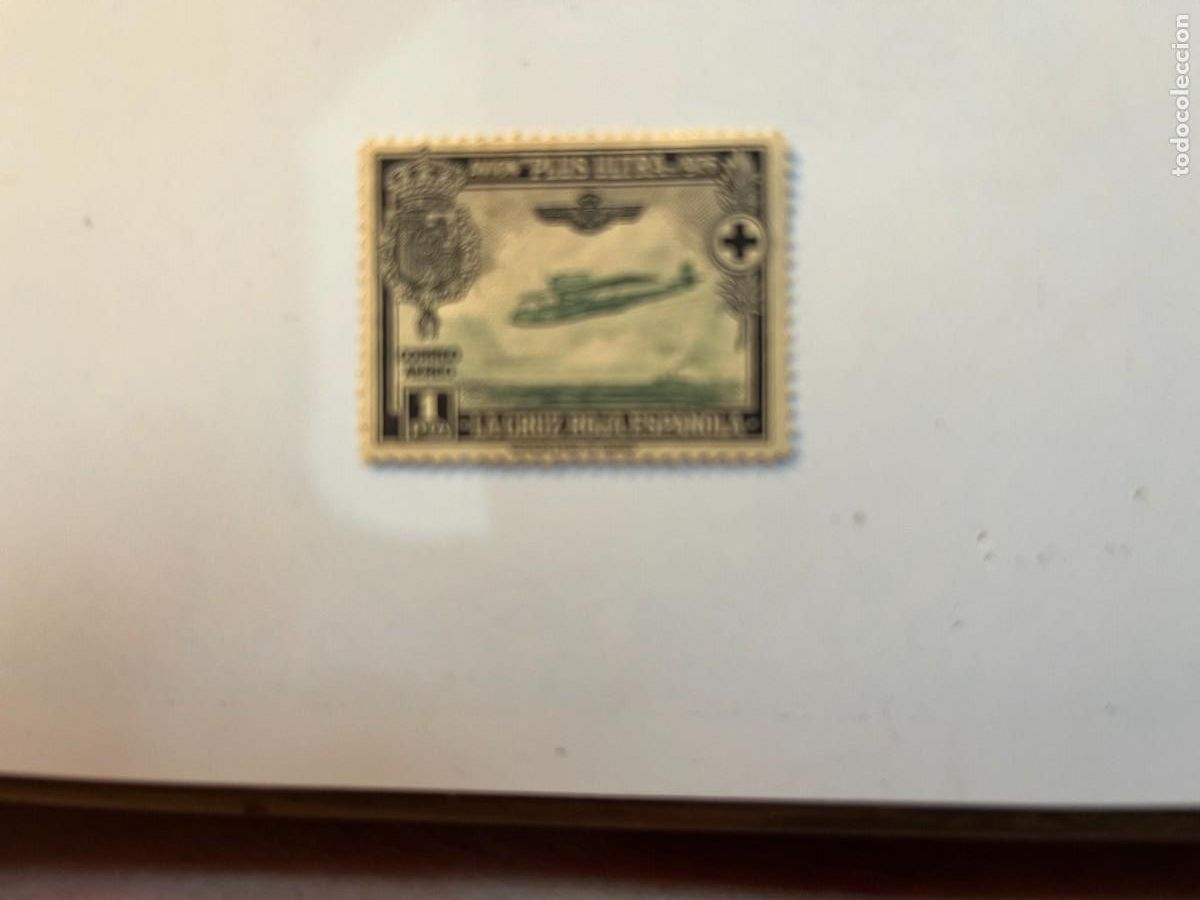 Sellos: 1926 cruz roja,MNH** centrado,goma,color