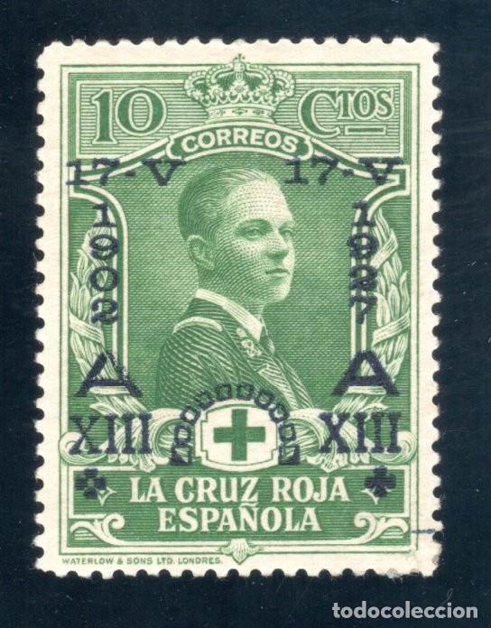 Stamps: EDIFIL 352 XXV ANIVERSARIO DE LA JURA DE LA CONSTITUCI&Oacute;N 1927. VALOR CAT&Aacute;LOGO: 190 &euro;. MLH.
