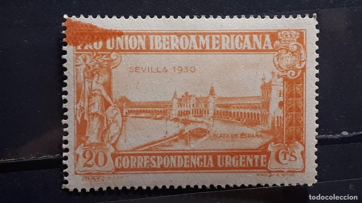 Sellos: ESPA&Ntilde;A. A&Ntilde;O 1930.**. EDIFIL 572. VARIEDAD, TINTA EN LA IZDA