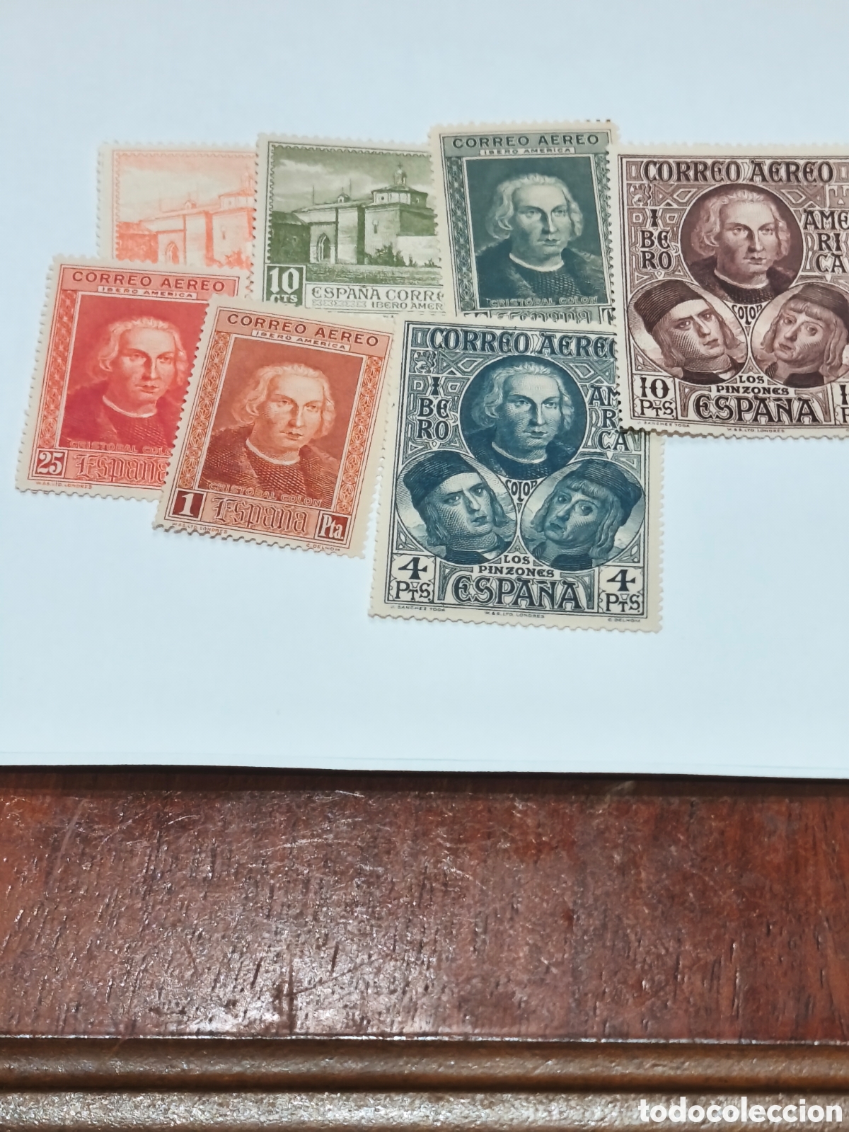 Sellos: Serie completa de Espa&ntilde;a n 559/67,viaje de colon nuevo con goma** impecable ,ver las im&aacute;genes