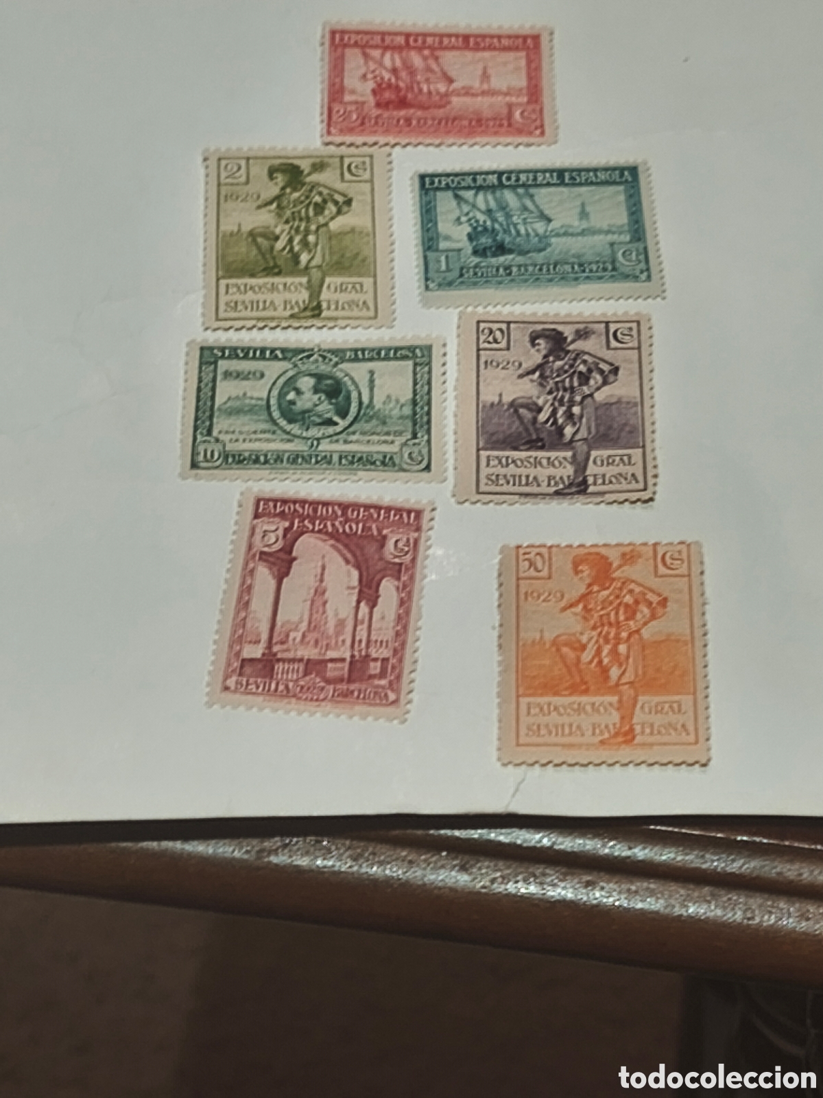 Sellos: Lote de 7 sellos nuevos distintos con goma* y char ela de la serie 434/2