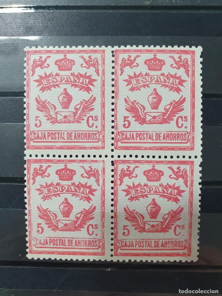 Sellos: espa&ntilde;a sello fiscal caja postal de ahorros 5 cts. rosa ** BLOQUE DE 4