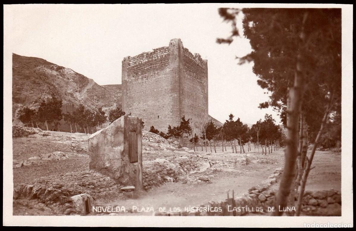 Sellos: Alicante - TP - Postal &rdquo;Novelda - Plaza de los Hist&oacute;ricos - Castillos de Luna&rdquo; sin circular