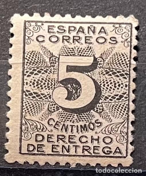 Sellos: 1931 Ed.592 MNH** goma color