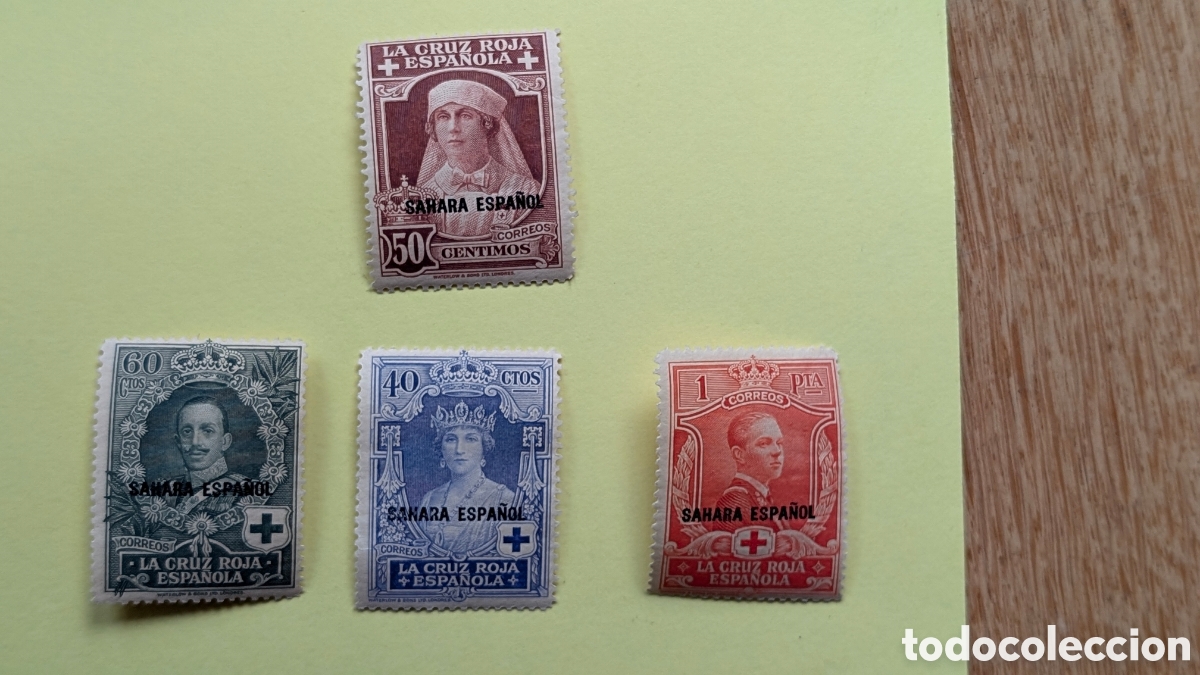 Sellos: 4 sellos Pro Cruz roja Espa&ntilde;ola 1926