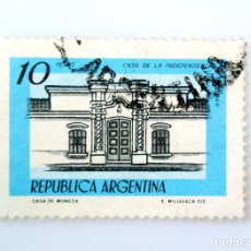 Sellos: SELLO POSTAL ANTIGUO ARGENTINA 1980 10 PESOS LEY CASA DE LA INDEPENDENCIA TUCUMAN - SELLO DIFICIL