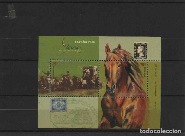 Sellos: Hoja bloque usada de Argentina de 2000. Tema caballos - Foto 1