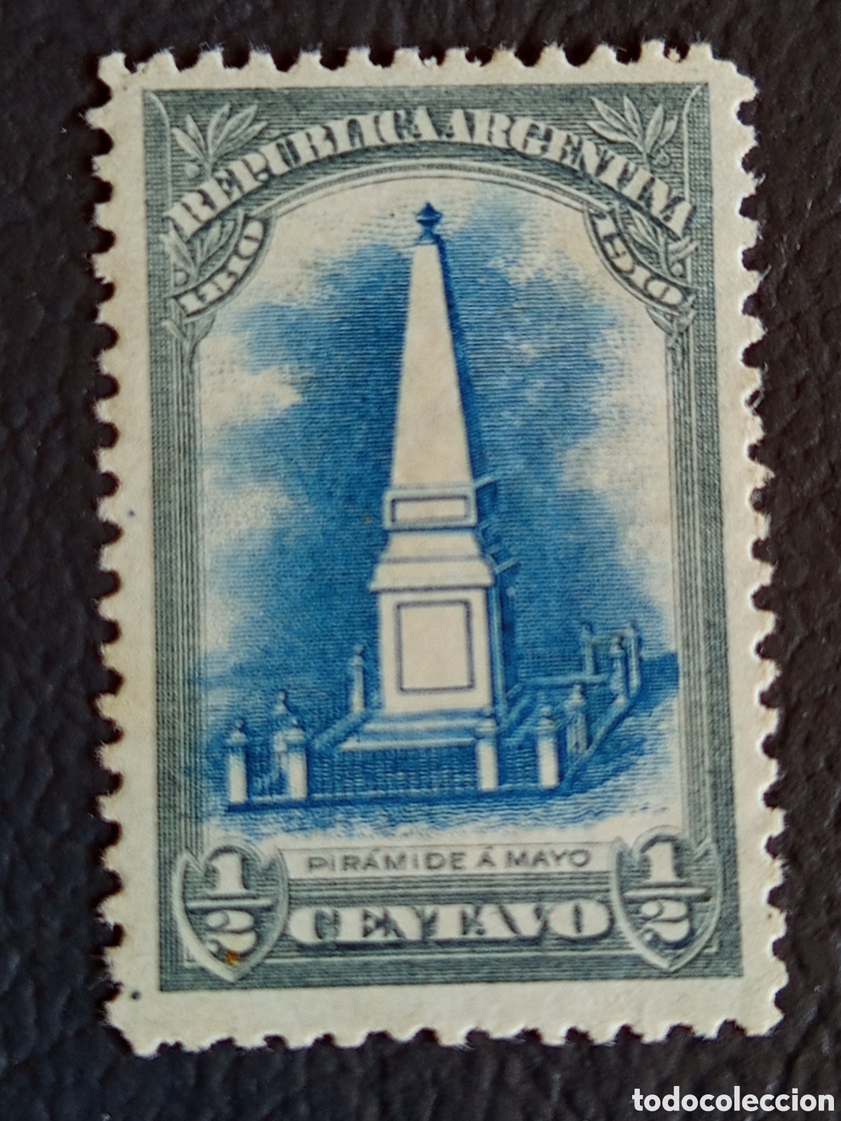 Sellos: Sello Argentina 1892 Pir&aacute;mide de Mayo 1/2c Azul y Verde Yvert 72 MH.