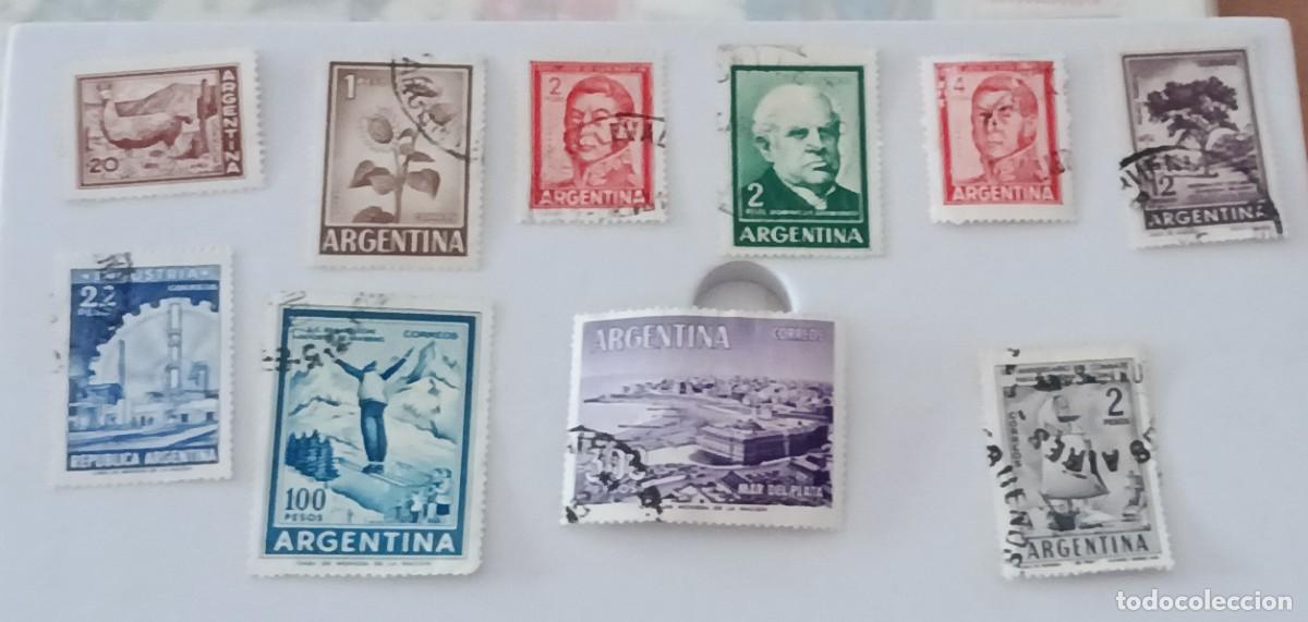Sellos: Sellos Argentina 1961 -1969 Serie de uso corriente y CL Aniversario de la batalla naval de San Nicol