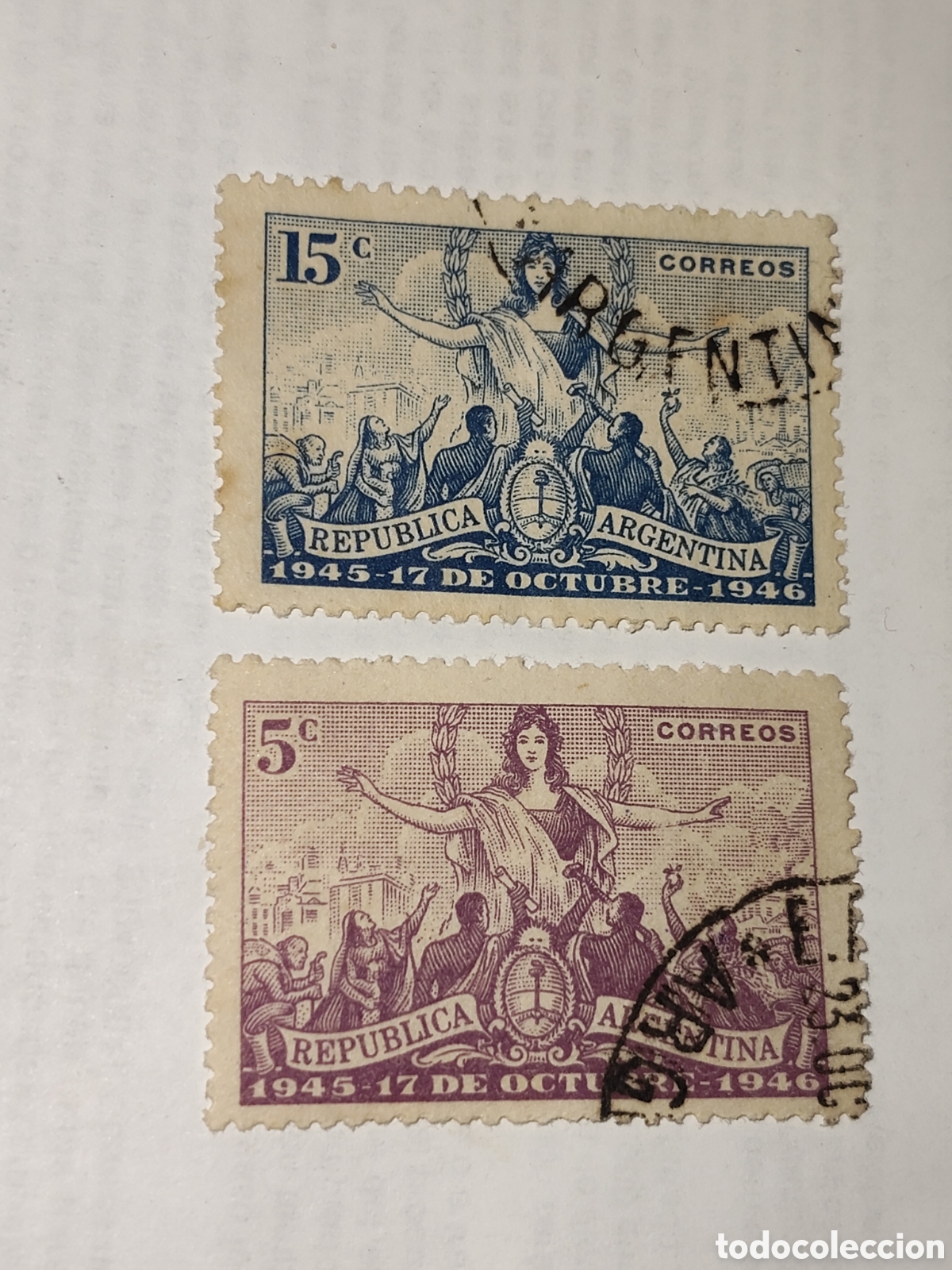 Sellos: 2 Sellos de Argentina primer aniversario del 17 de octubre 1946