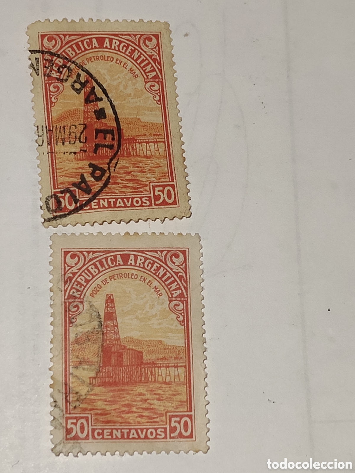 Timbres: 2 Sellos de Argentina pozo de petr&oacute;leo en el mar 1945 usados