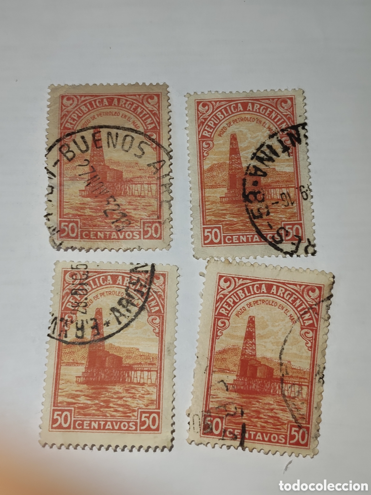 Sellos: 4 sellos de Argentina pozo de petr&oacute;leo en el mar 1935-45 usados