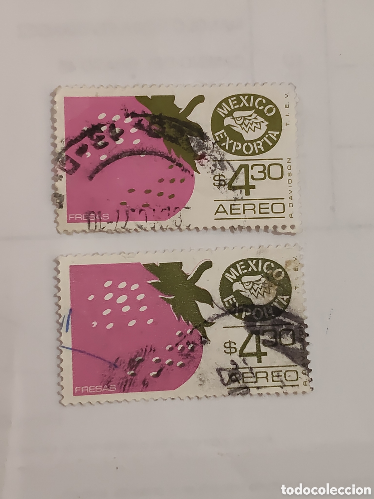 Sellos: 2 sellos de M&eacute;xico Exportaciones Fresas 1975