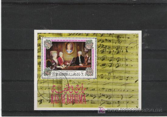 Stamps: TEMA MUSICA BONITA HOJITA
