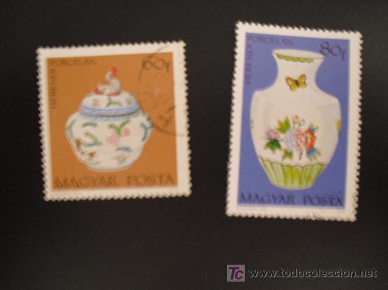 Selos: Hungria(Magyar Posta) 2 sellos,Jarrones porcelana.1972 usados, sin charnela.