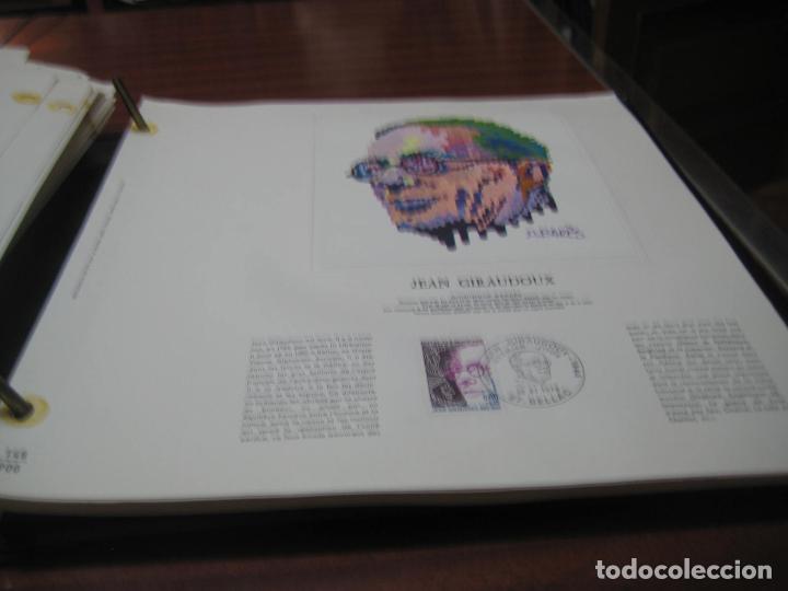 Sellos: 1 hoja conmemorativa. Tema pintura. Ver descripci&oacute;n.