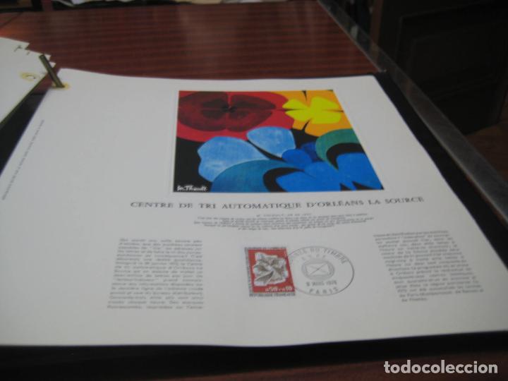 Stamps: 1 hoja conmemorativa. Tema pintura. Ver descripci&oacute;n.