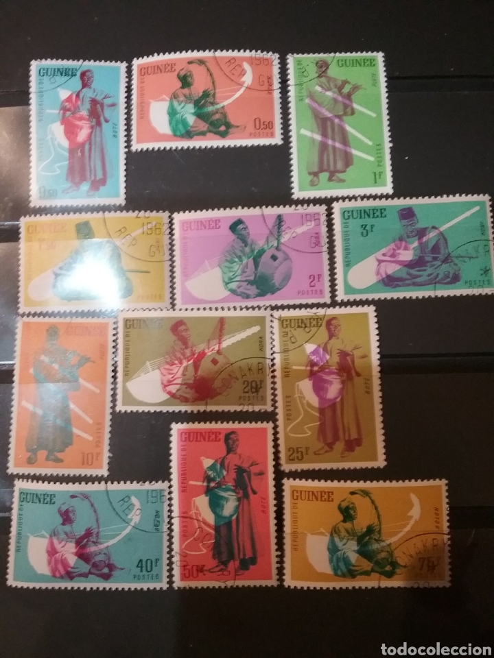 Stamps: Sellos R. Guinea mtdos/1962/Musica nativa/musicos/instrumentos/trajes tipicos/constumbres