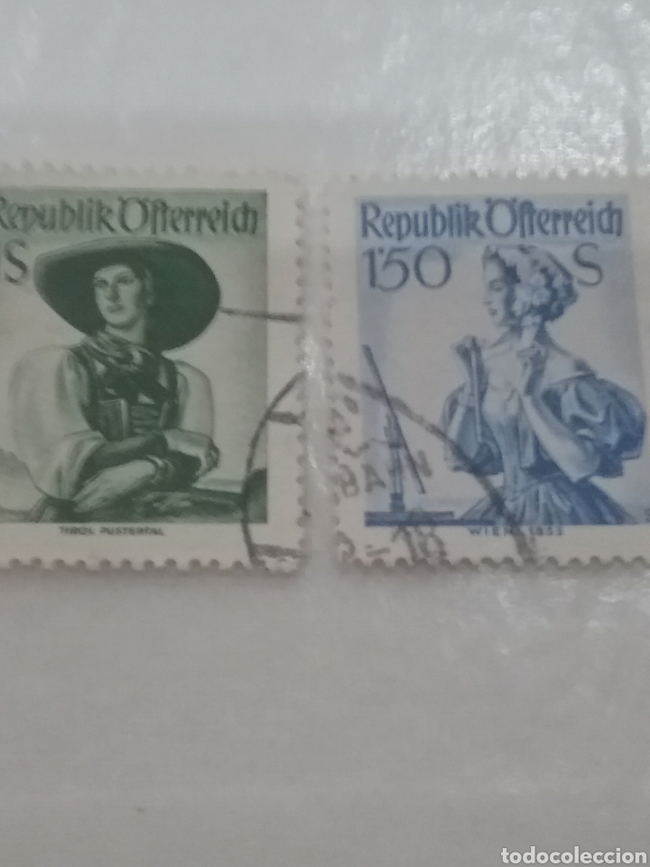 Briefmarken: Sellos Austria (Osterreich) mtdos/1951/gente/constumbres/nacionales/trajes/tipicos/mujeres/campesin