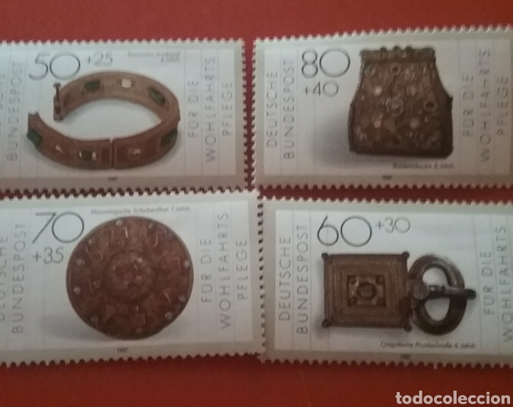 Briefmarken: Sello Alemania R. Federal nuevos/1987/Pro/juventud/joyas/brazalete/hebilla/escudo/religuiario/tesoro