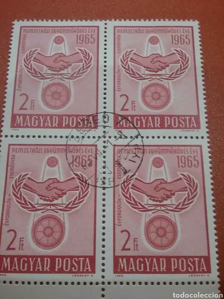 Sellos: Sello Hungr&iacute;a (Magyar P)mtdo/1965/20Aniv/Naciones/Unidas/polea/mano/emblema/simbolo/laurel/flora/rue
