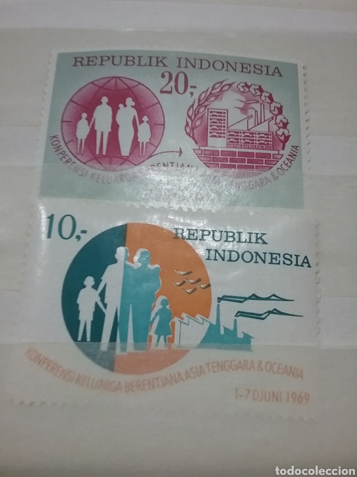 Stamps: Sello R. Indonesia nuevo/1969/conferencia/planificacion/tamiliar/industria/desarrollo/laurel/corona/