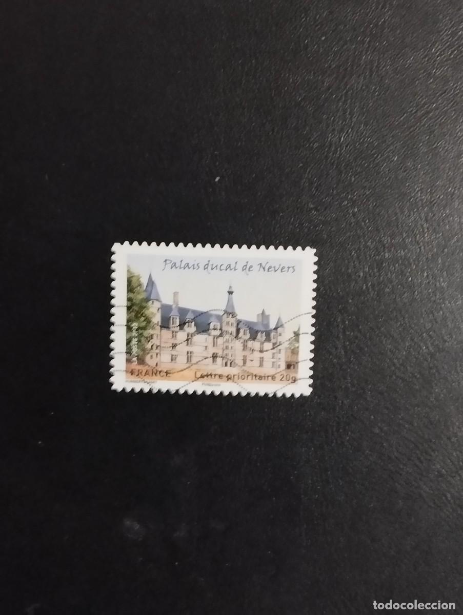 Sellos: 22.04/ Francia. Autoadhesivo. Sello en usado. Arquitectura