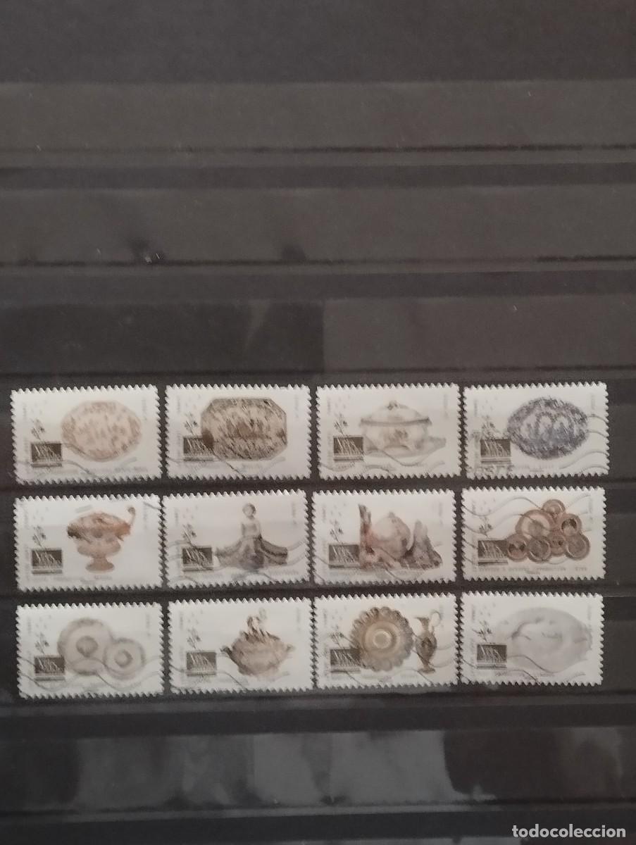 Sellos: 22.04/ Francia. Autoadhesivos. Ser&iacute;a completa en usado. Porcelana