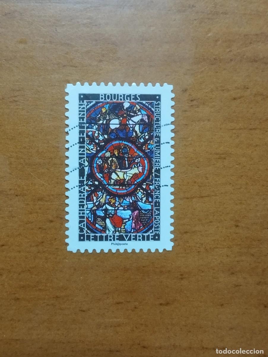 Sellos: 22.04/ Francia. Autoadhesivo. Sello en usado. Vitrales