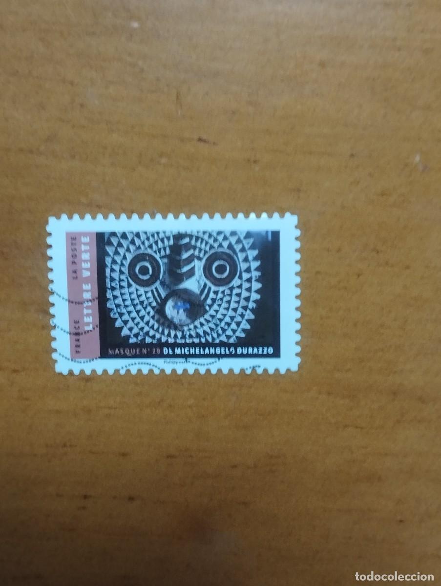 Sellos: 22.04/ Francia. Autoadhesivo. Sello en usado. Buson