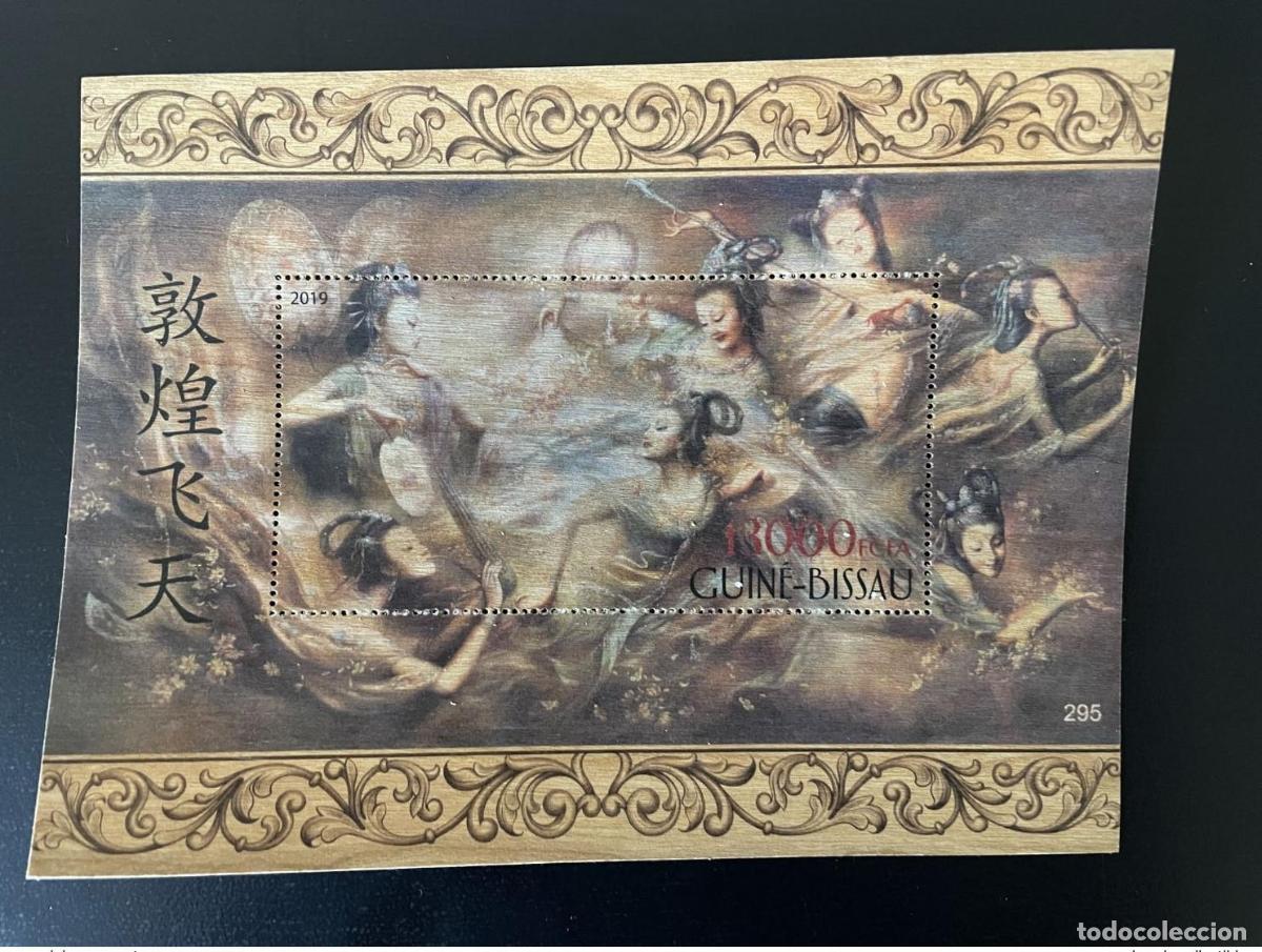 Sellos: Guinea-Bis&aacute;u 2019 Mi. Bl. 1883 Budismo chino Flying Apsara Dunhuang Wood