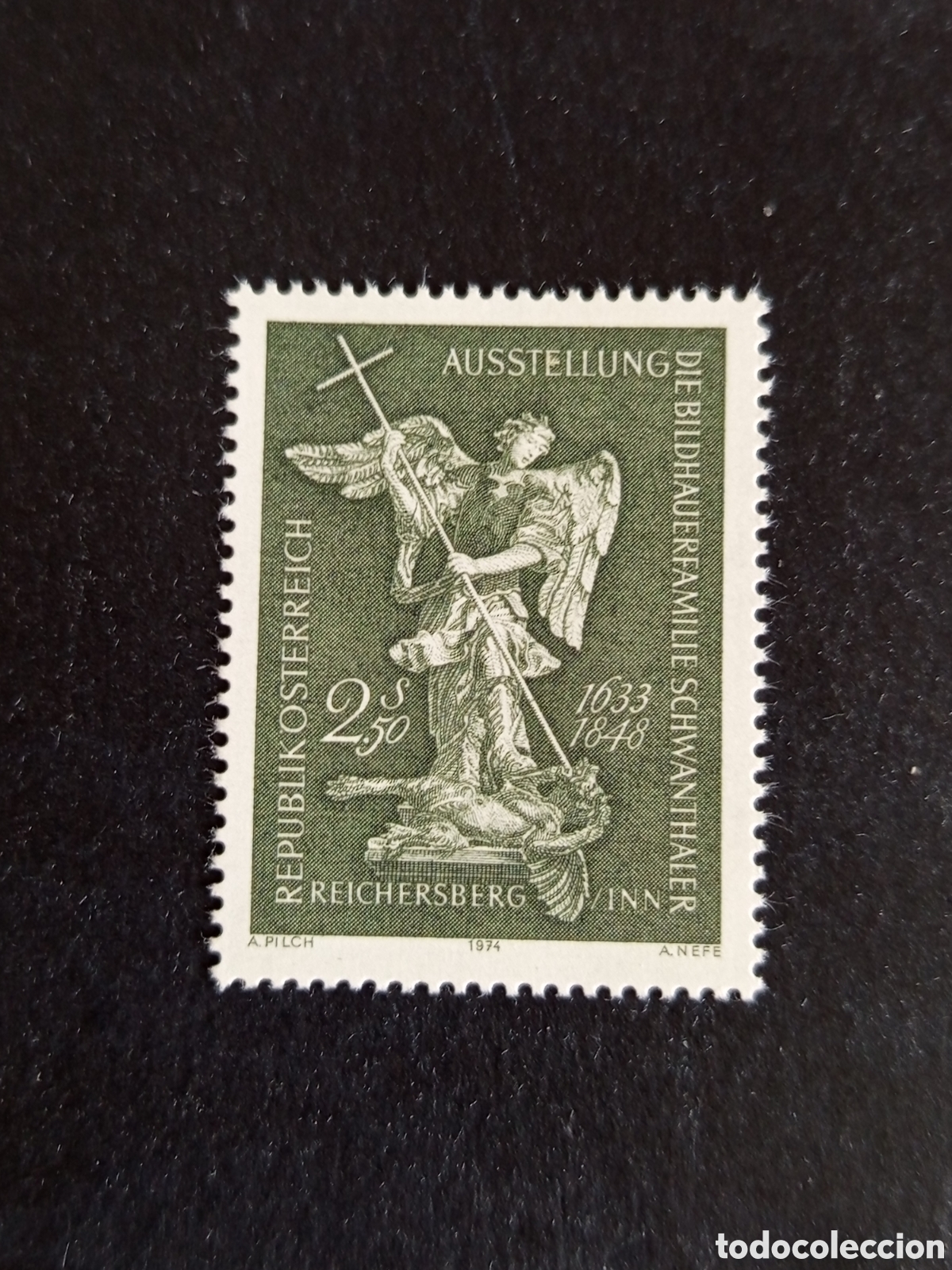 Sellos: AUSTRIA, 1974. Escultura : San Miguel de T. Schwanthaler. Yvert 1278. Pedido m&iacute;nimo 3 &euro;. Ver fotos.