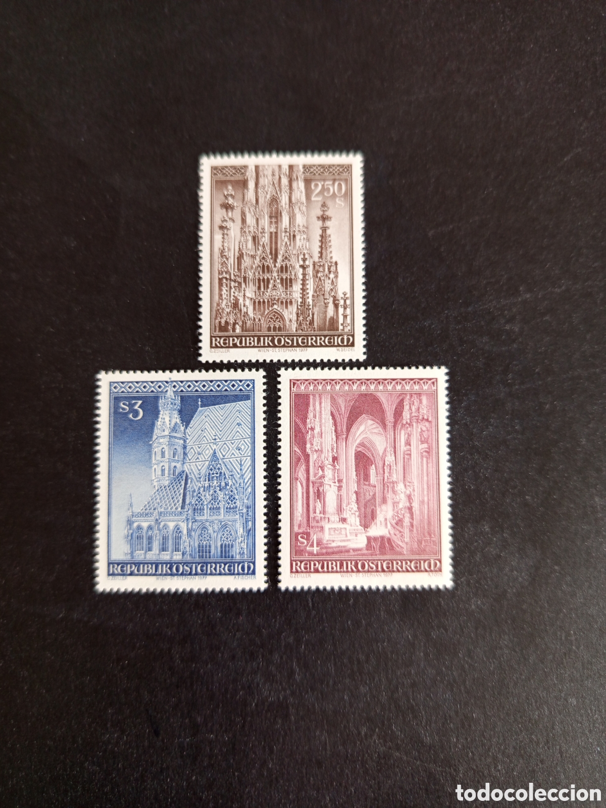 Sellos: AUSTRIA, 1977. Catedral de San Esteban ( Viena). Yvert 1373/5. Pedido m&iacute;nimo 3 &euro;. Ver fotos.
