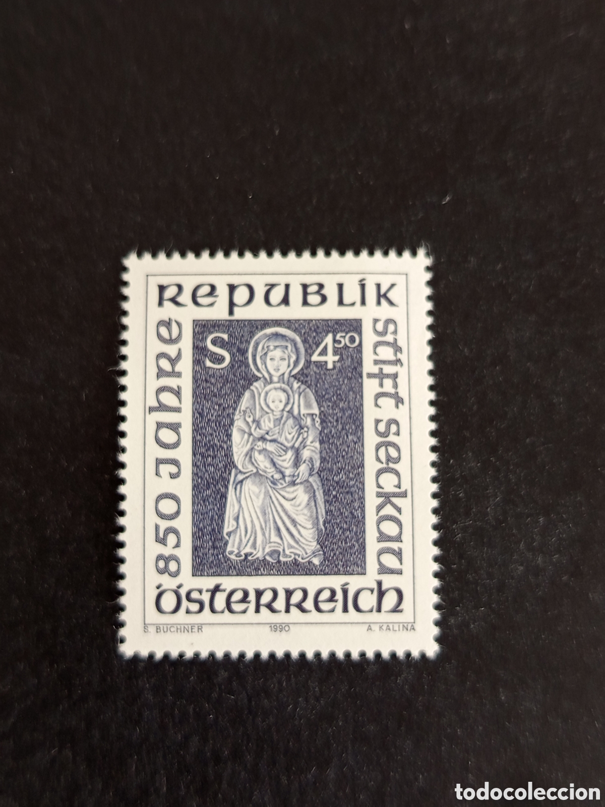 Sellos: AUSTRIA, 1990. Abad&iacute;a de Seckau. Bajo relieve: Virgen y Cristo. Yvert 1818. Pedido m&iacute;nimo 3 &euro;.
